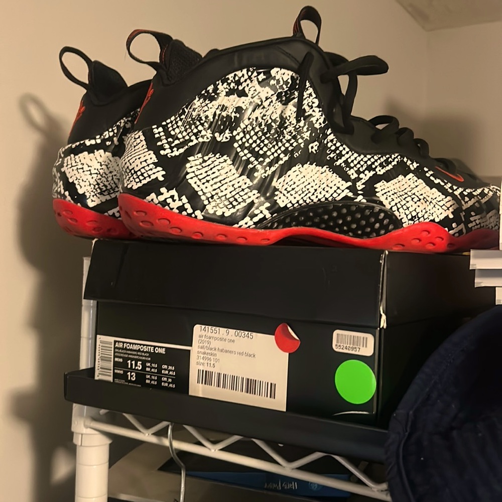 Nike Foamposites One (snakeskin)